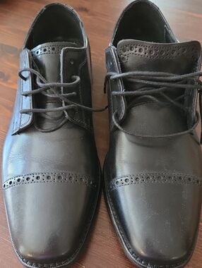 Cole Haan All Leather Men's Dress Shoes.  Men's Size 7.5